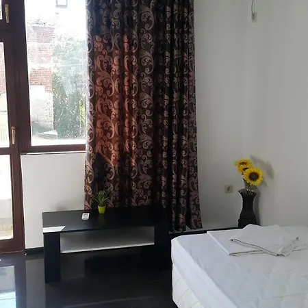 Guest בורגאס